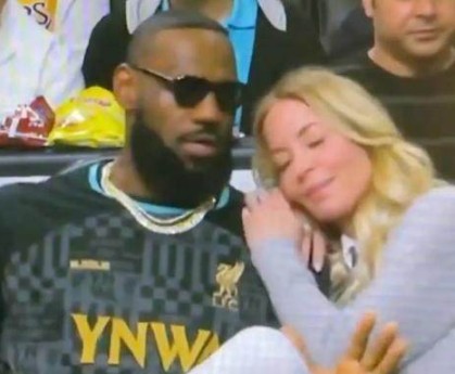 华体会体育官网app-韦少交易甩锅&amp;选布朗尼不感恩 巴斯苦詹姆斯已久