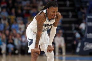 hth华体育官网-美记：太阳近几周在探索引进控卫的可能 候选为莫兰特&amp;三球&amp;吹杨