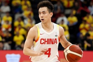 华体会体育官网app-进攻很热闹但防守一团糟：中国男篮半场落后中国台北1分
